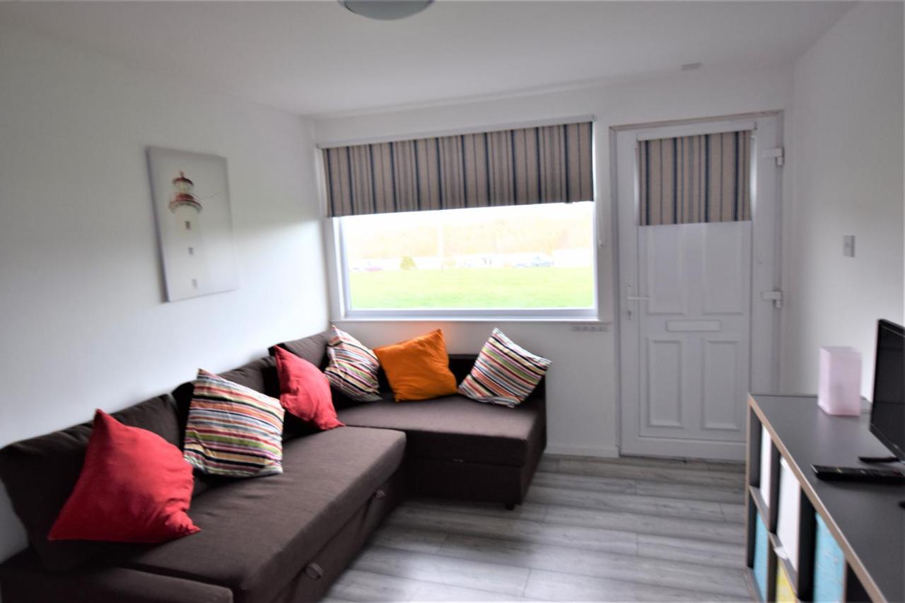 Chalet 56 Sandown Bay Holiday Centre Generous Money Off Ferry Crossing & Special Offer Until End Of June, September And Halloween Deals Now On Zewnętrze zdjęcie